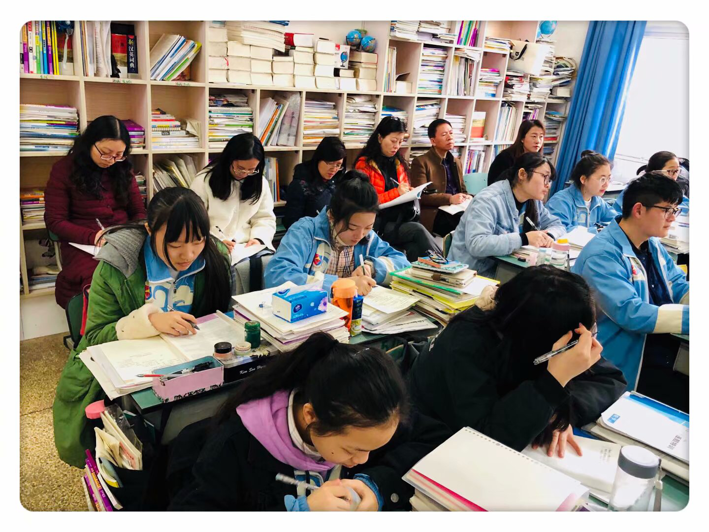 区教培中心来我校开展教学视导工作