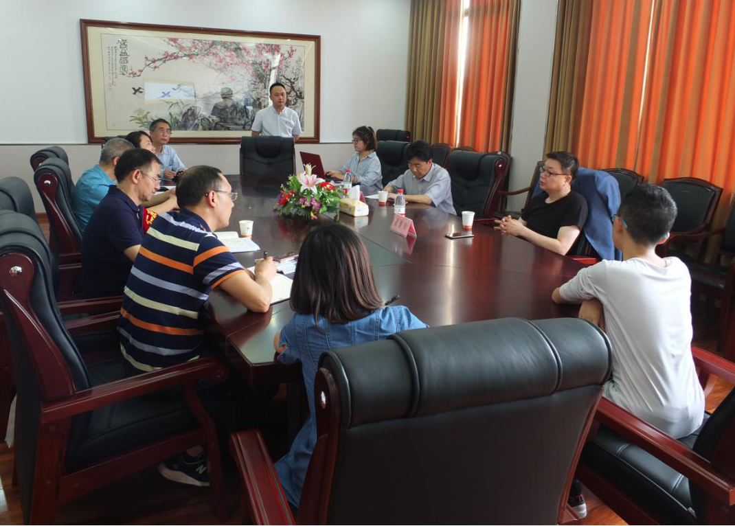 通达讲坛喜迎创业导师 创客教育放飞创新思维